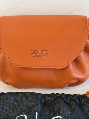 NWOT Colcci crossbody orange soft bag with nickel hardware